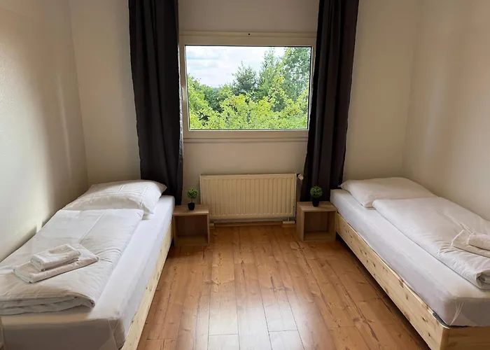 T&k - - 3 - Privatparkplatz - 6 Km Bis Venlo * Nettetal